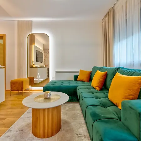 Pinus Aurea - Wellness Oase *